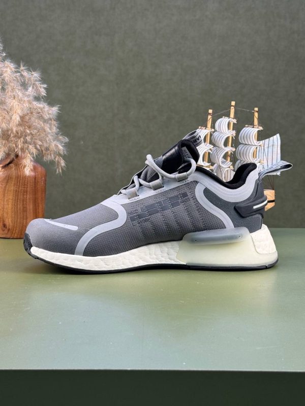 کتونی آد.ید.اس مدل Nmd_v3 GTX - Image 3