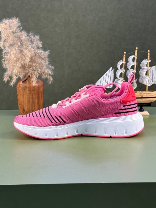 کتونی آد.ید.اس مدل Adidas Swift Run23 صورتی - Image 3