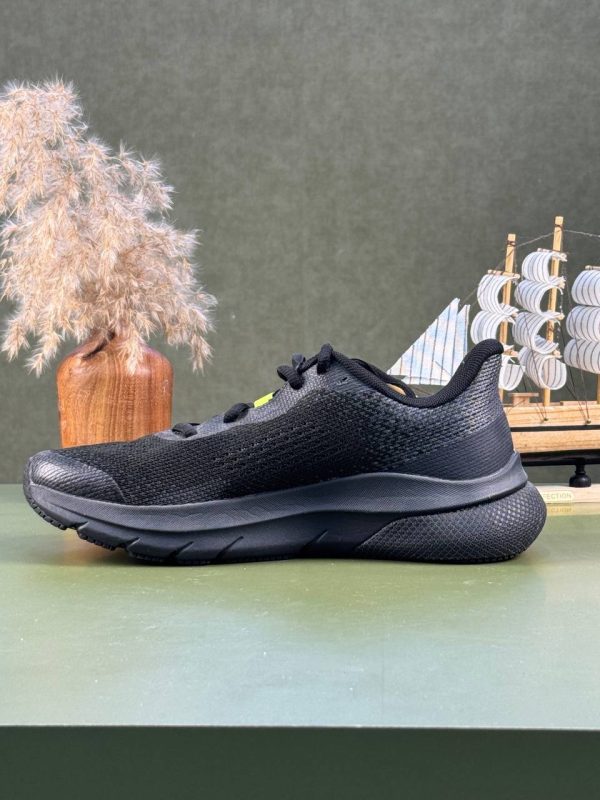 کتونی آن.در.ام.ور مدل Under Armour HOVR - Image 3