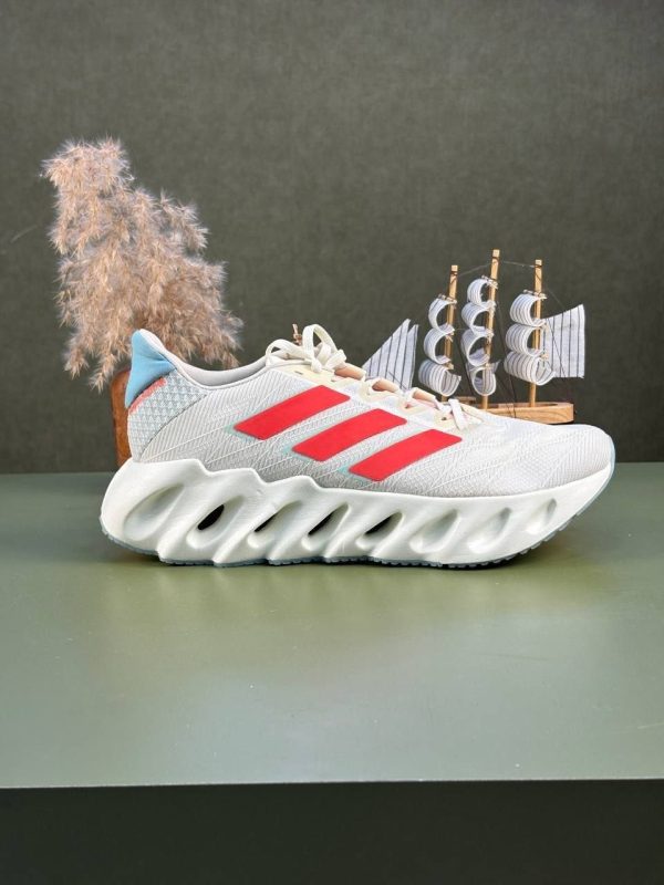 کتونی آد.ید.اس مدل adidas switch fwd 2 m - Image 3