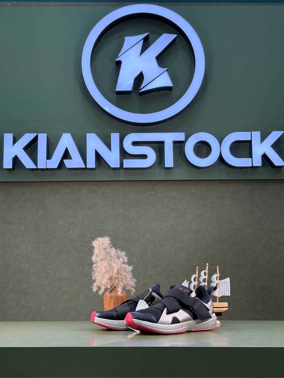 89412630-F02E-470D-92AA-D564400310AC_converted کتونی آد.ید.اس مدل adidas velocade - Image 1