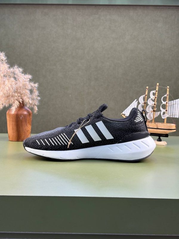 کتونی آدید.اس مدل adidas swift run 22 black - Image 3