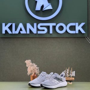 کتونی آدید.اس مدل adidas respons طوسی