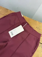 شلوار زرشکی واید کرپ اس اولیور - Image 2