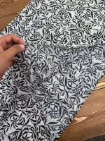 شال گردنی حریر اس اولیور - Image 2