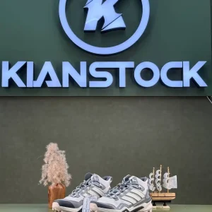 کتونی آد.ید.اس مدل adidas terrex ساق دار