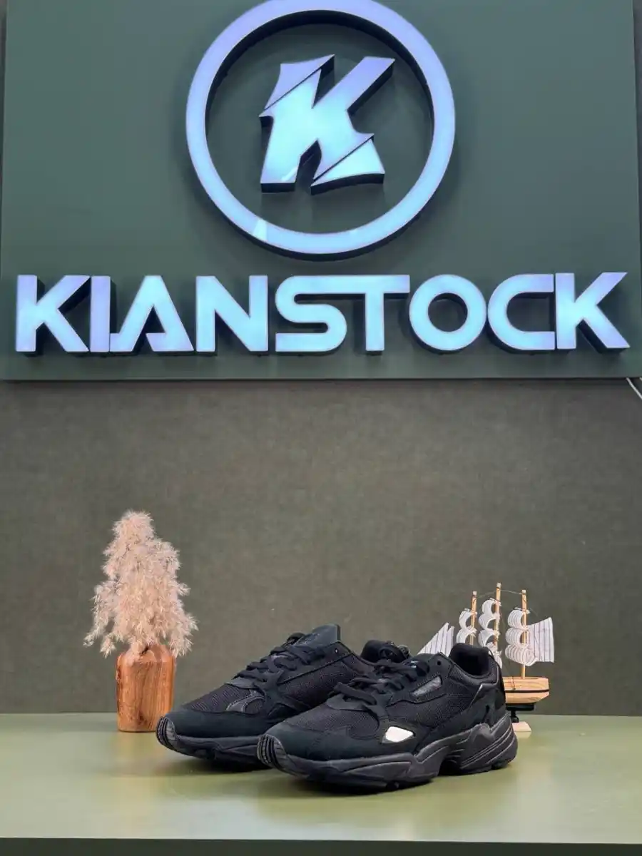 Picsart_26-06-22_15-11-56-995 کتونی آد.ید.اس مدل Adidas falcon - Image 1