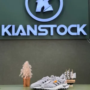 کتونی آد.ید.اس مدل adidas retropy p9