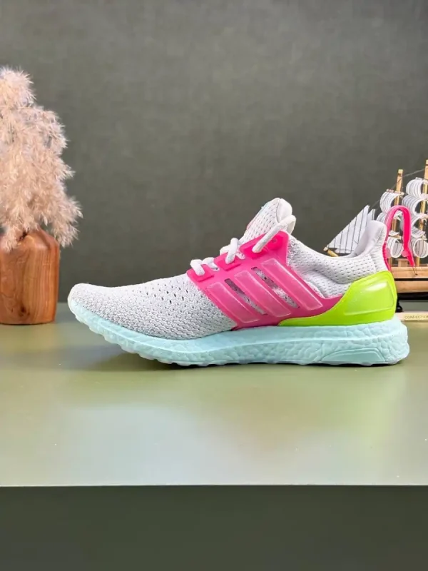 کتونی آد.ید.اس مدل adidas ul traboost - Image 3