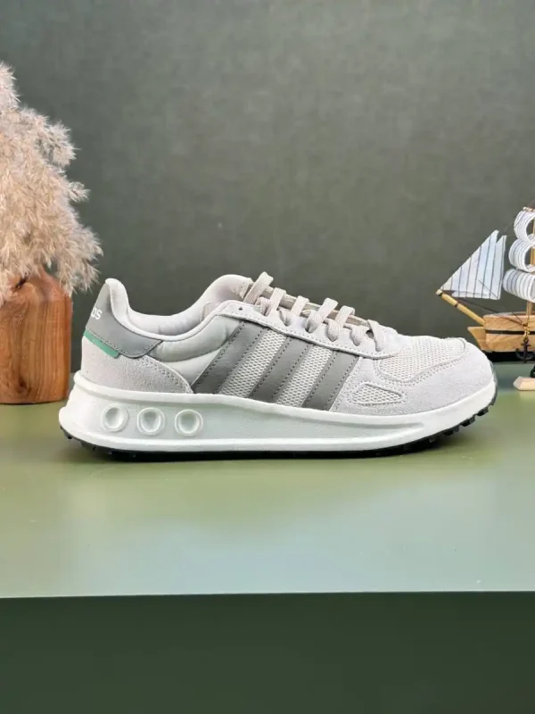 کتونی آد.ید.اس مدل Adidas Run 70s - Image 2