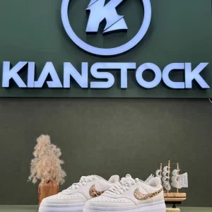 کتونی نا.یک مدل Nike Court خط پلنگی