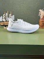 کتونی آن.در.ام.ور مدل Under Armour  Velociti 4 - Image 2