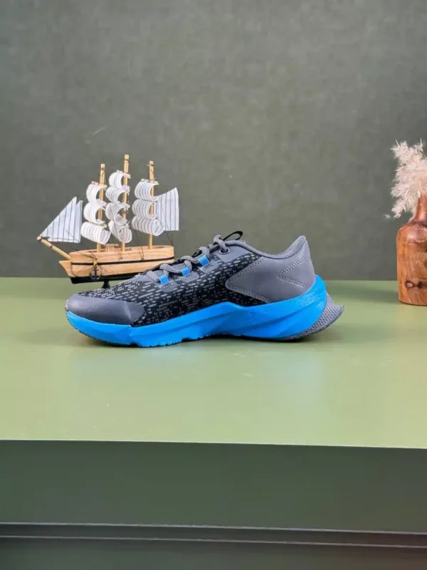 کتونی آن.در.ام.ور مدل Under Armour  Scramjet طوسی آبی - Image 3
