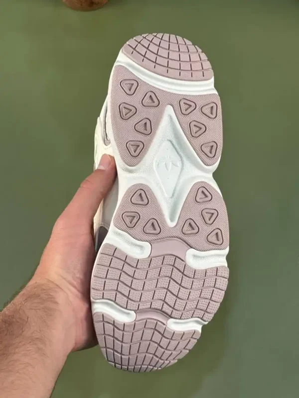 کتونی آد.ید.اس مدل Adidas OZMILLEN W - Image 4