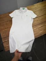 تیشرت سفید سه دکمه بنتون