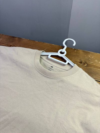 تیشرت کرم اچ اند ام اورسایز - Image 2