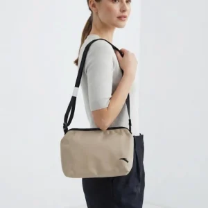 کیف دوشی و پاسپورتی مدل سَتل (Satchel)