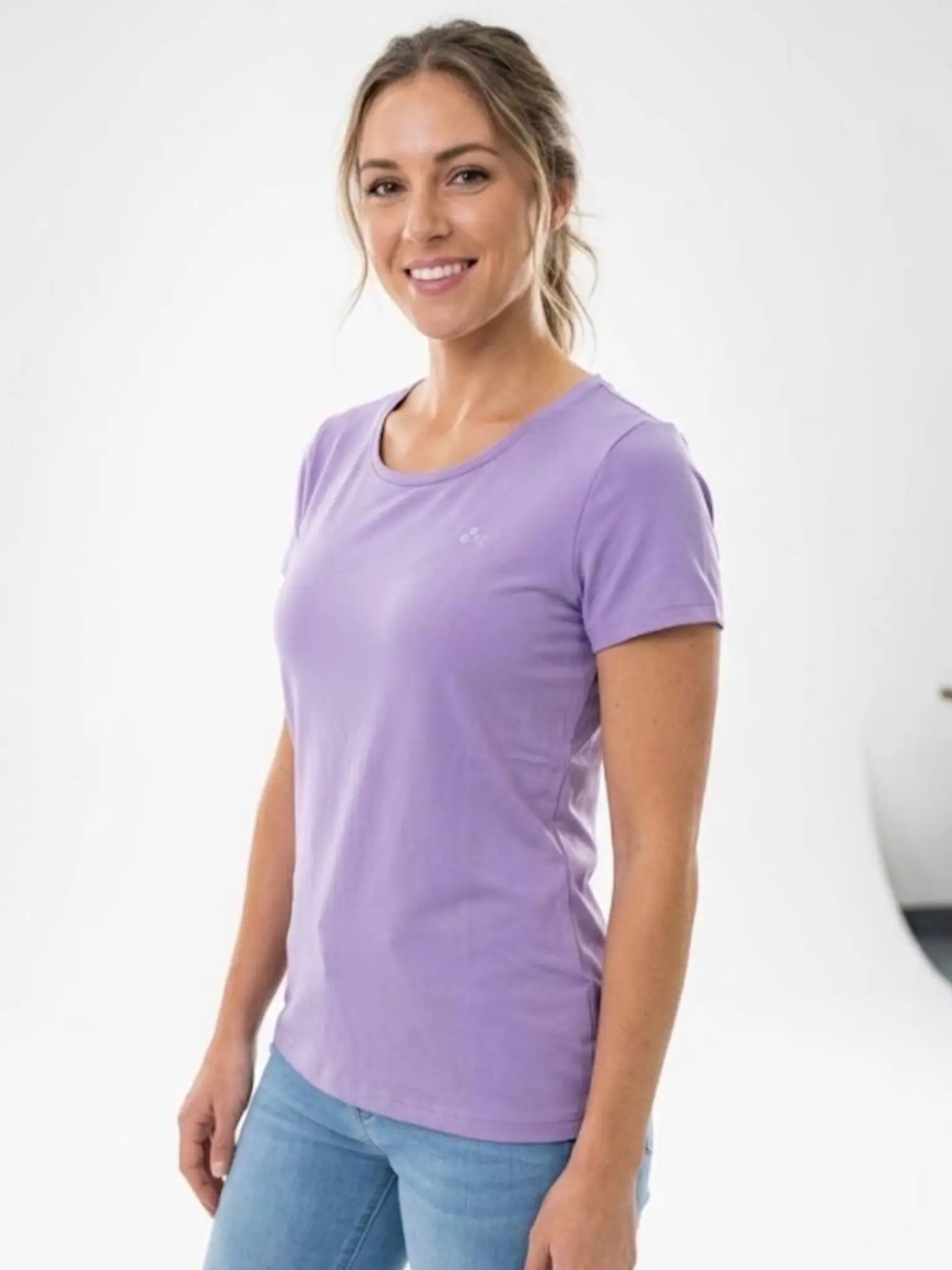 T-shirt short sleeve purple yard تیشرت آستین کوتاه زنانه بنفش یاسی فیت جذب - تصویر 1
