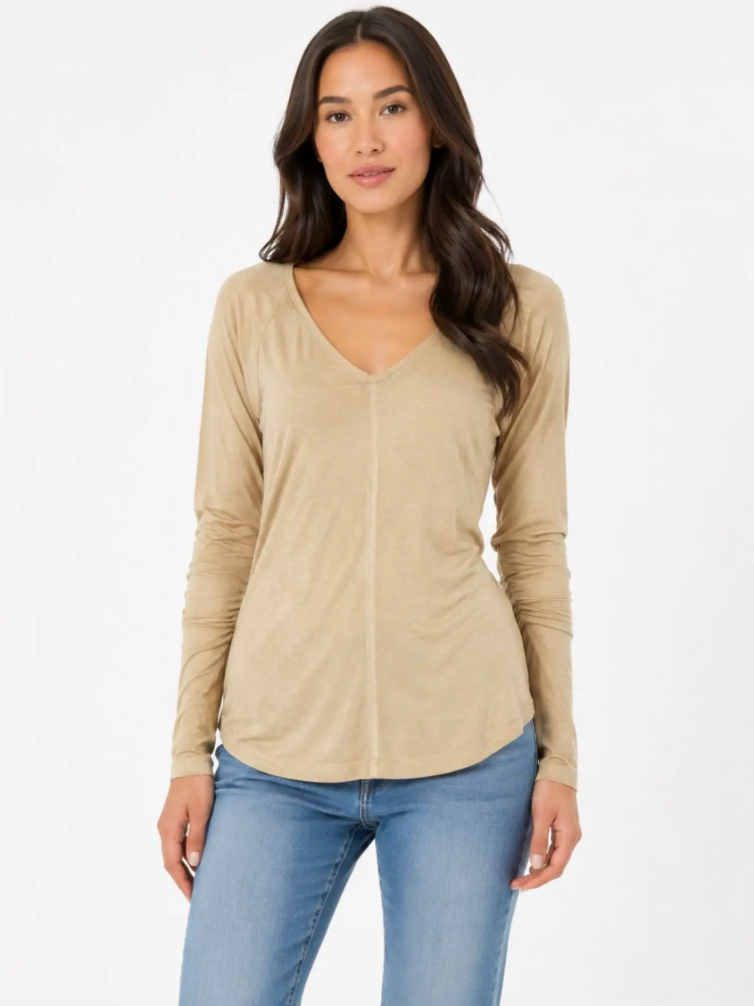 Women's beige blouse with long sleeves and a crew neck بلوز زنانه بژ یقه هفت آستین بلند - تصویر 1
