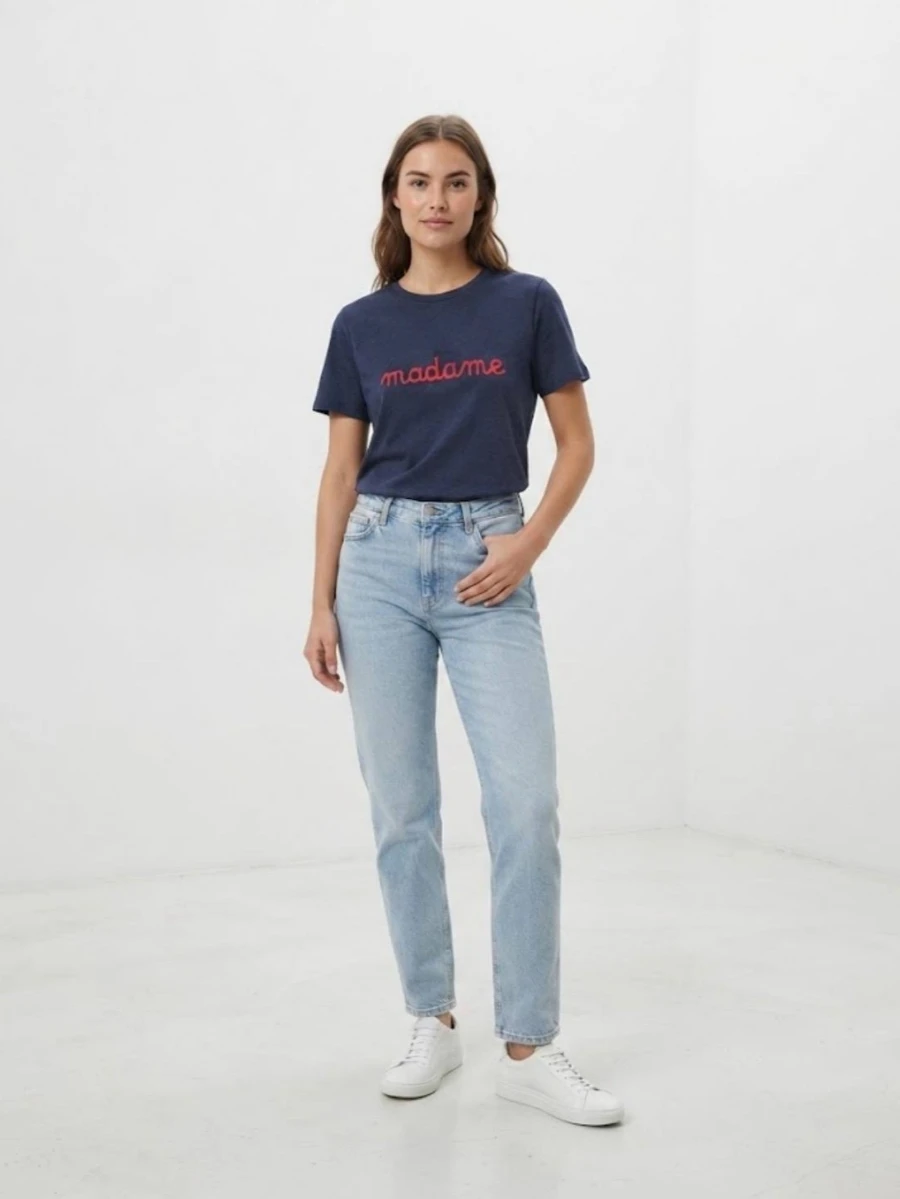 Women's navy blue T-shirt with red logo تیشرت زنانه سورمه ای لوگو قرمز - Image 1