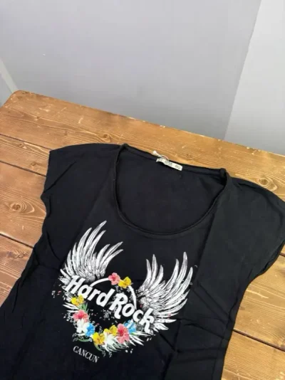 تیشرت زنانه مشکی طرح Hard Rock - تصویر 2
