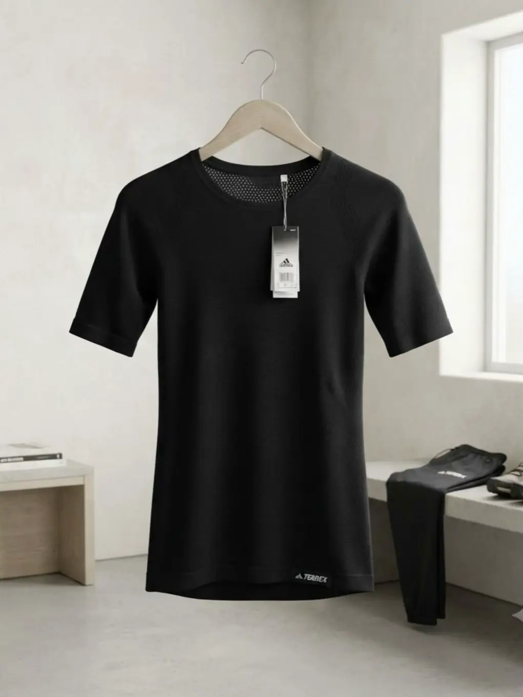 Bislar Women's Sports T-Shirt تیشرت زنانه ورزشی بیسلار