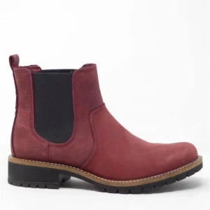 بوت مدلECCO Red and Burgundy