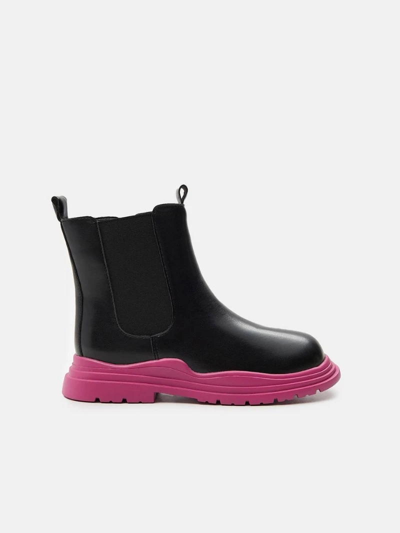 Nova sinsay black ankle boots بوت مچی مشکی نوا سینسای - تصویر 1