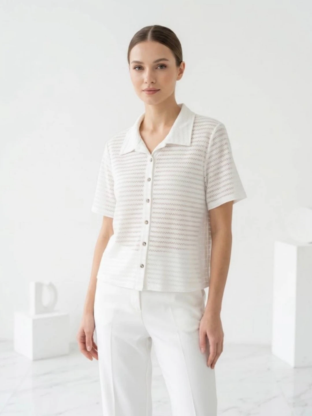 White cropped blouse شومیز کراپ سفید