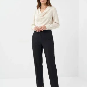 شلوار پارچه‌ای کلاسیک زنانه