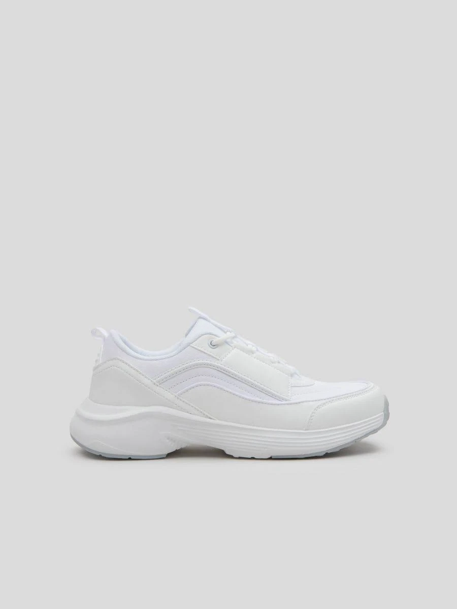 Women's suede sports shoes کفش زنانه اسپرت جیر