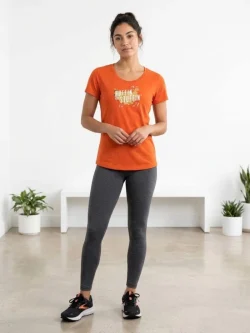 Brooks t-shirt for women with orange collar