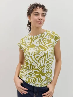 Kimono sleeve leaf T-shirt