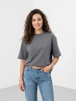 Oversized basic linen t-shirt in light charcoal gray